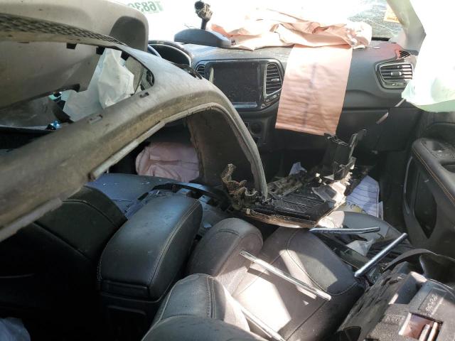 Photo 8 from auction – 2020 JEEP COMPASS LI with VIN 3C4NJDCB8LT146144