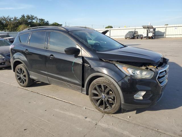 Photo 4 from auction – 2017 FORD ESCAPE SE with VIN 1FMCU0G90HUA81104