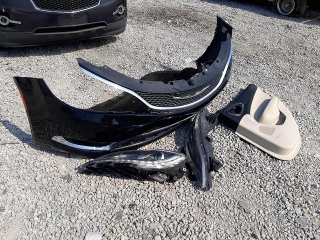 Photo 12 from auction – 2015 CHRYSLER 200 C with VIN 1C3CCCCG4FN510303
