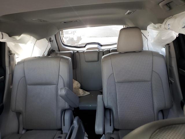 Photo 10 from auction – 2018 TOYOTA HIGHLANDER with VIN 5TDDZRFH6JS891404