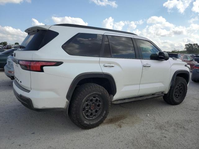 Фото 3 с аукциона – 2024 TOYOTA SEQUOIA SR с VIN 7SVAAABA5RX020655