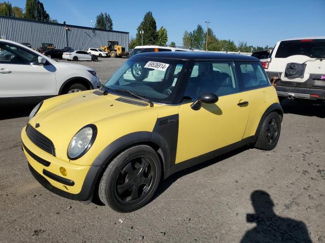 MINI COOPER 2003 with VIN WMWRC33433TC39284 - Photo from auction