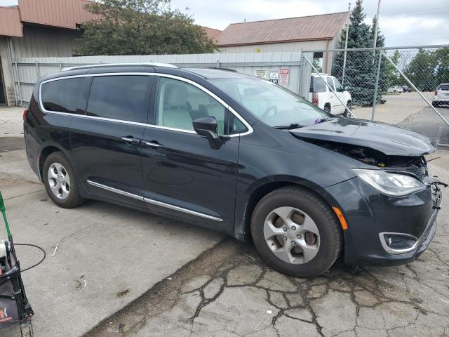 Photo 4 from auction – 2017 CHRYSLER PACIFICA T with VIN 2C4RC1EG6HR514138