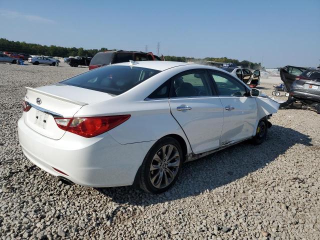 Photo 3 from auction – 2013 HYUNDAI SONATA SE with VIN 5NPEC4AC6DH638453