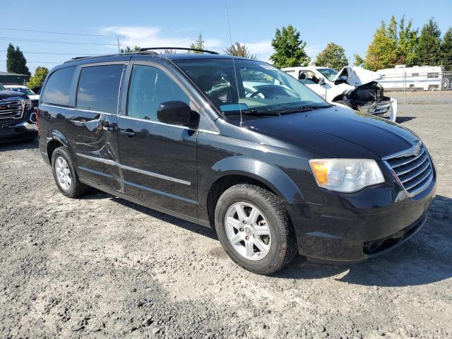 Photo 4 from auction – 2010 CHRYSLER TOWN & COU with VIN 2A4RR5D10AR214064