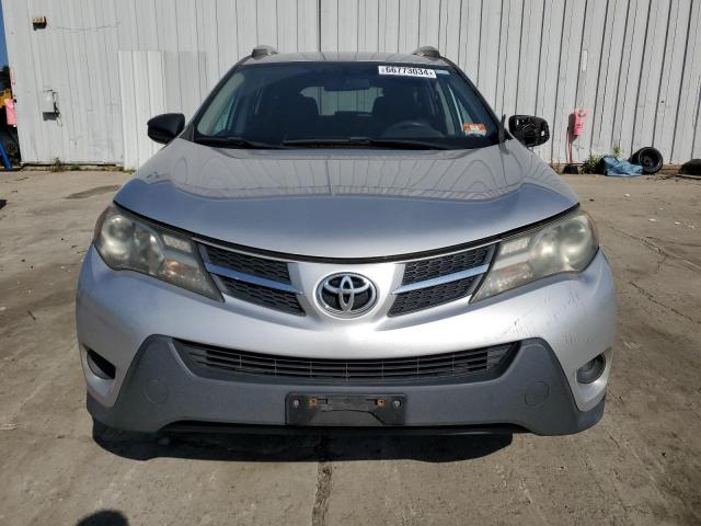 Photo 5 from auction – 2015 TOYOTA RAV4 LE with VIN 2T3BFREV3FW315539