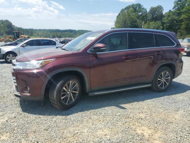 TOYOTA HIGHLANDER 2019 with VIN 5TDKZRFH1KS316460 - Photo from auction
