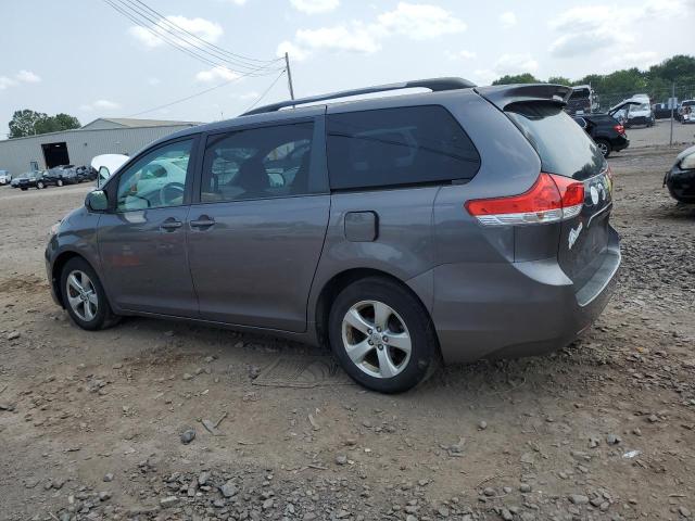 Photo 2 from auction – 2014 TOYOTA SIENNA LE with VIN 5TDKK3DC8ES489499
