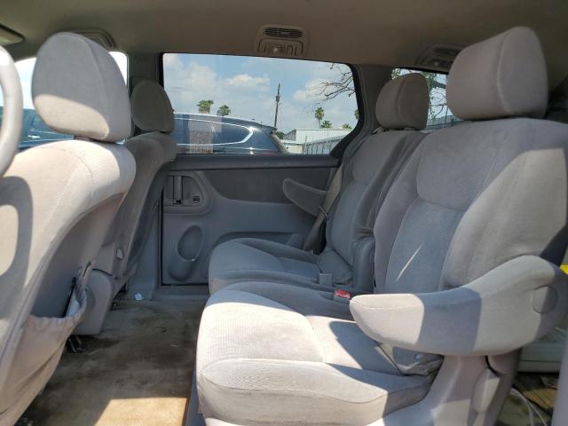 Photo 11 from auction – 2005 TOYOTA SIENNA CE with VIN 5TDZA23C95S295030