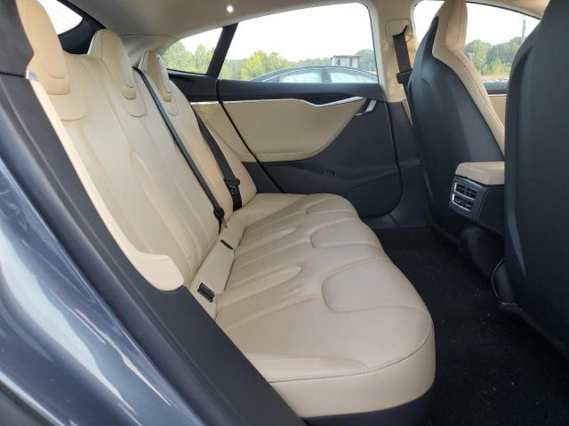 Photo 10 from auction – 2013 TESLA MODEL S with VIN 5YJSA1DN1DFP21811