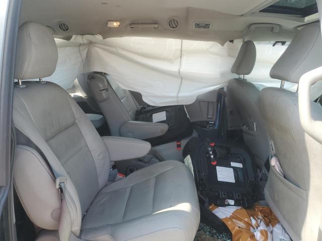 Photo 11 from auction – 2017 TOYOTA SIENNA XLE with VIN 5TDYZ3DC7HS829381