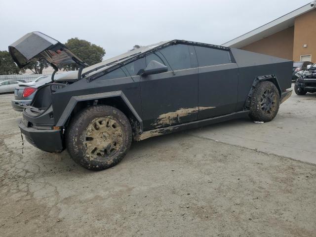 TESLA CYBERTRUCK 2024 with VIN 7G2CEHED8RA004542 - Photo from auction