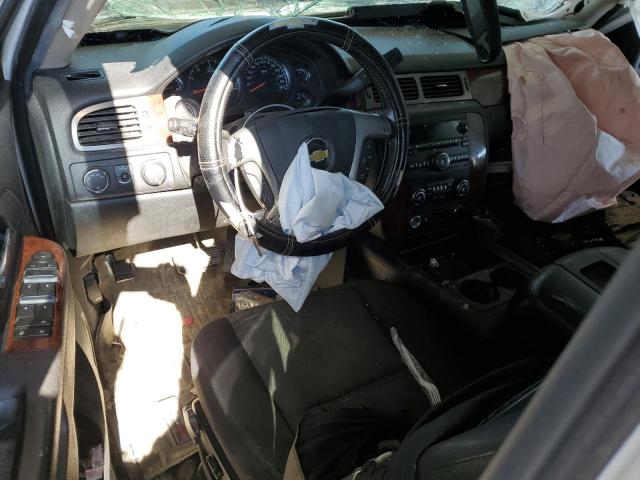 Photo 8 from auction – 2011 CHEVROLET SUBURBAN K with VIN 1GNSKHE39BR216858