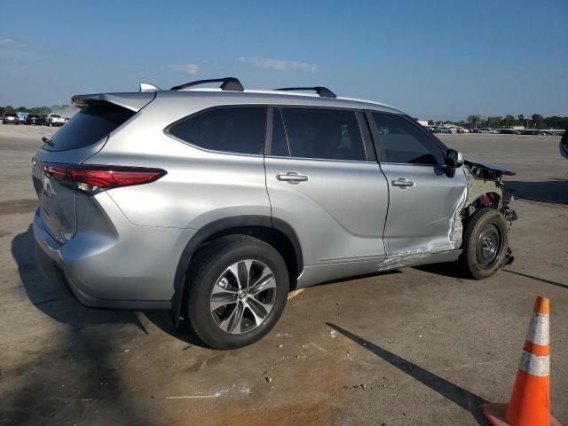 Photo 3 from auction – 2023 TOYOTA HIGHLANDER with VIN 5TDKDRBH5PS511974