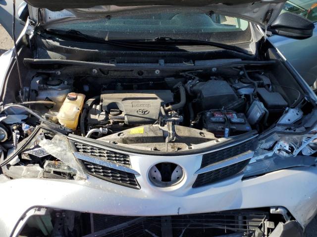 Photo 11 from auction – 2015 TOYOTA RAV4 LE with VIN JTMZFREV8FJ043258