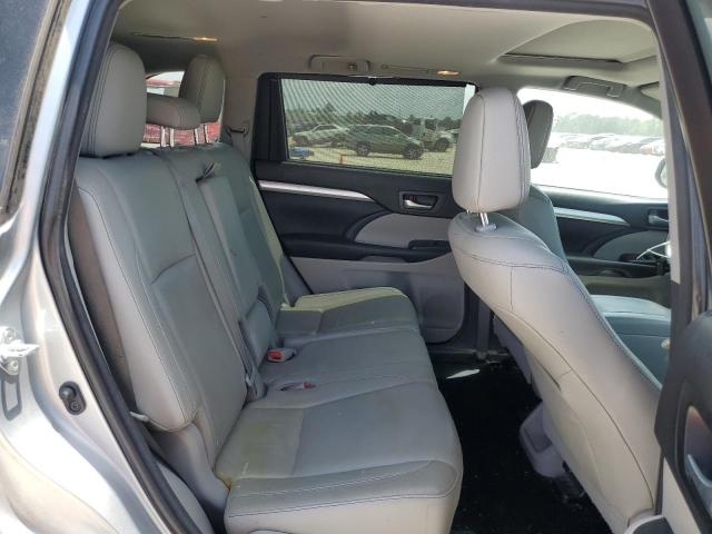 Photo 11 from auction – 2016 TOYOTA HIGHLANDER with VIN 5TDJKRFH1GS319043