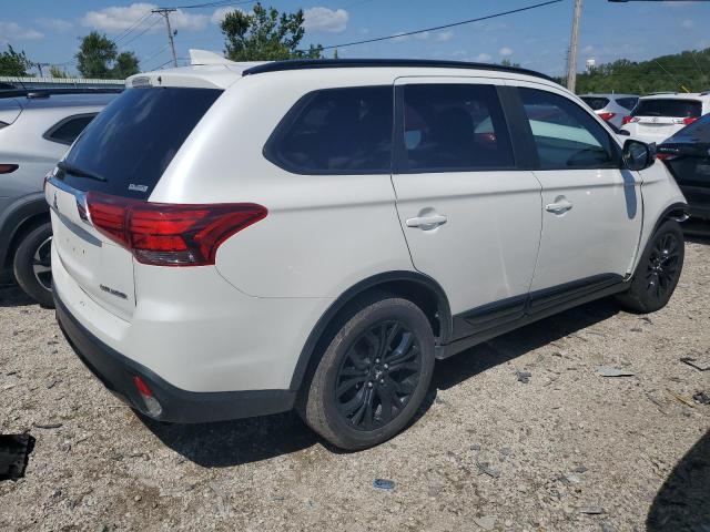 Photo 3 from auction – 2018 MITSUBISHI OUTLANDER with VIN JA4AZ3A30JZ023919