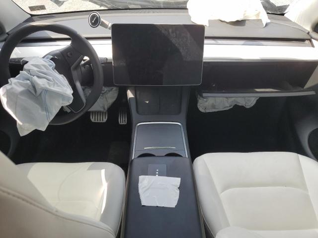 Photo 8 from auction – 2022 TESLA MODEL Y with VIN 7SAYGDEF2NF548807