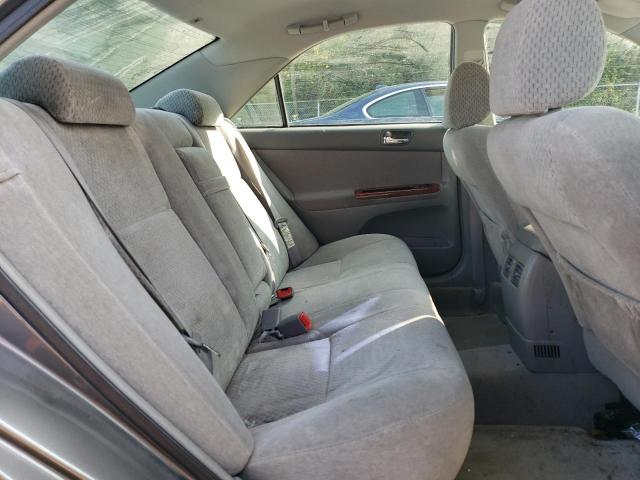 Photo 10 from auction – 2004 TOYOTA CAMRY LE with VIN 4T1BE32K14U937752