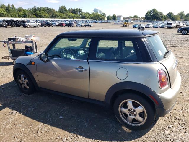 Photo 2 from auction – 2009 MINI COOPER with VIN WMWMF33549TW73827