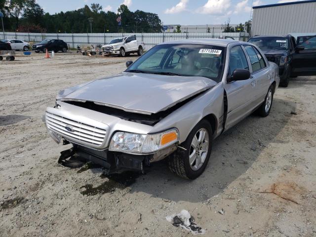 FORD CROWN VICT 2004 with VIN 2FAFP74W64X137177 - Photo from auction