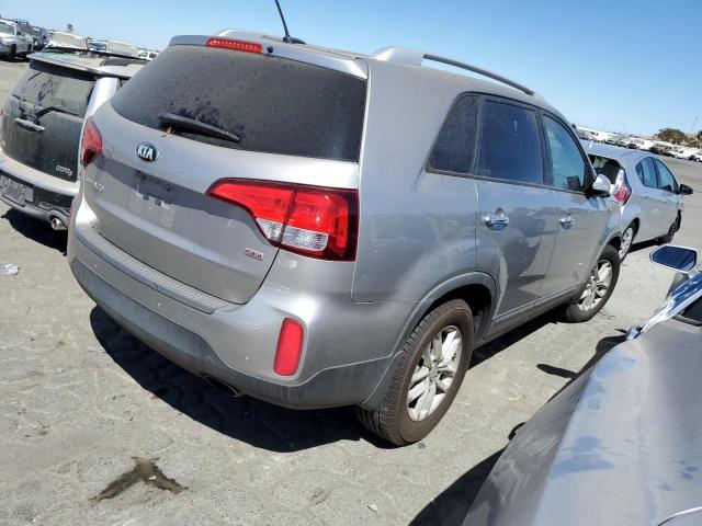 Photo 3 from auction – 2014 KIA SORENTO with VIN 5XYKT4A65EG530041