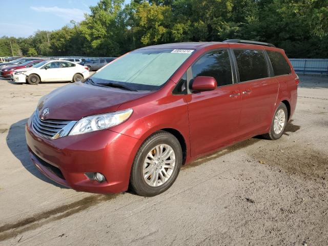 TOYOTA SIENNA XLE 2017 with VIN 5TDYZ3DC4HS844209 - Photo from auction