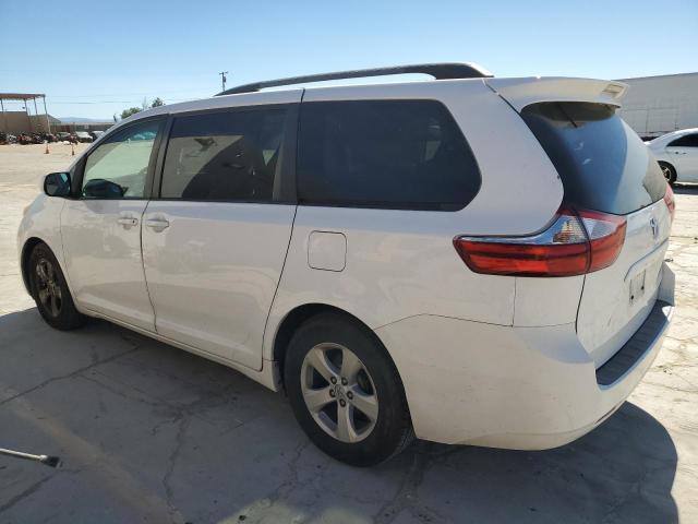 Photo 2 from auction – 2015 TOYOTA SIENNA LE with VIN 5TDKK3DC3FS654473