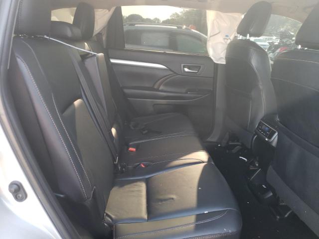 Photo 10 from auction – 2019 TOYOTA HIGHLANDER with VIN 5TDJZRFH5KS581829