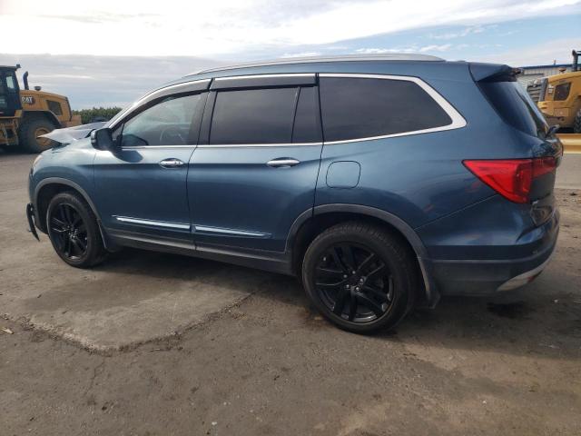 Photo 2 from auction – 2017 HONDA PILOT TOUR with VIN 5FNYF6H90HB017630