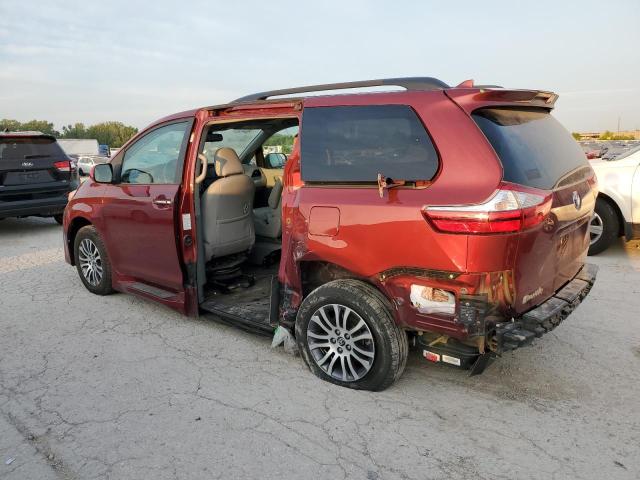 Photo 2 from auction – 2018 TOYOTA SIENNA XLE with VIN 5TDYZ3DC4JS923448