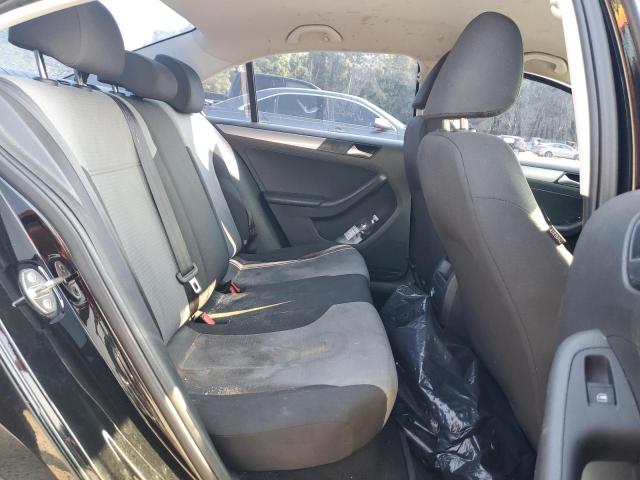 Photo 10 from auction – 2018 VOLKSWAGEN JETTA S with VIN 3VW2B7AJ2JM233778