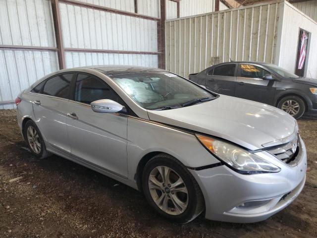 Photo 4 from auction – 2012 HYUNDAI SONATA SE with VIN 5NPEC4AC4CH498059