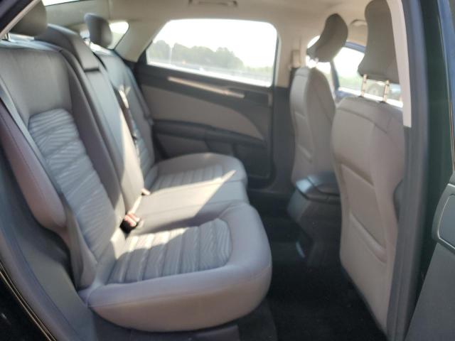 Photo 10 from auction – 2016 FORD FUSION S with VIN 3FA6P0G76GR332484