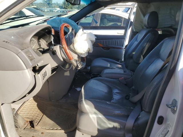 Photo 7 from auction – 2004 TOYOTA SIENNA XLE with VIN 5TDZA22C04S210320