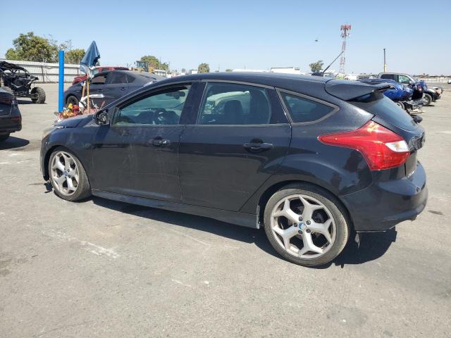 Photo 2 from auction – 2013 FORD FOCUS ST with VIN 1FADP3L92DL230562