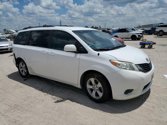 Photo 4 from auction – 2011 TOYOTA SIENNA LE with VIN 5TDKK3DC5BS135564
