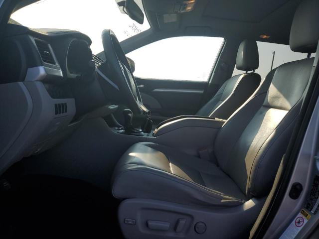 Photo 7 from auction – 2015 TOYOTA HIGHLANDER with VIN 5TDJKRFH0FS145044