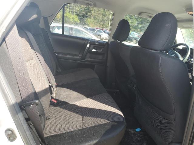 Photo 10 from auction – 2015 TOYOTA 4RUNNER SR with VIN JTEBU5JRXF5233463