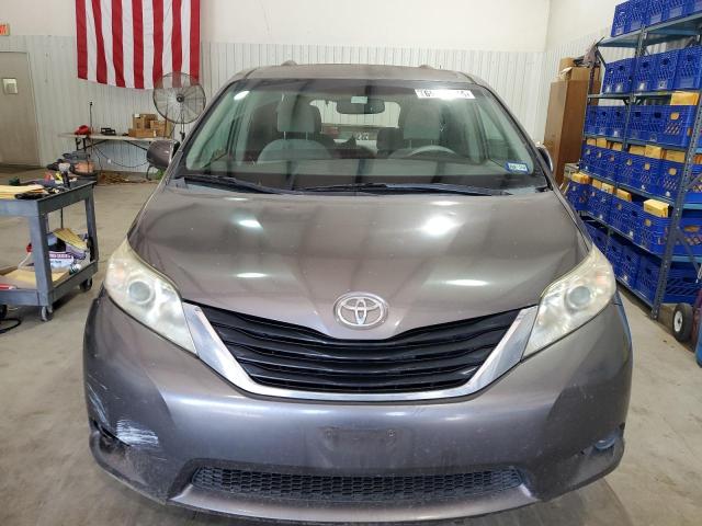 Photo 5 from auction – 2013 TOYOTA SIENNA LE with VIN 5TDKK3DC0DS368173