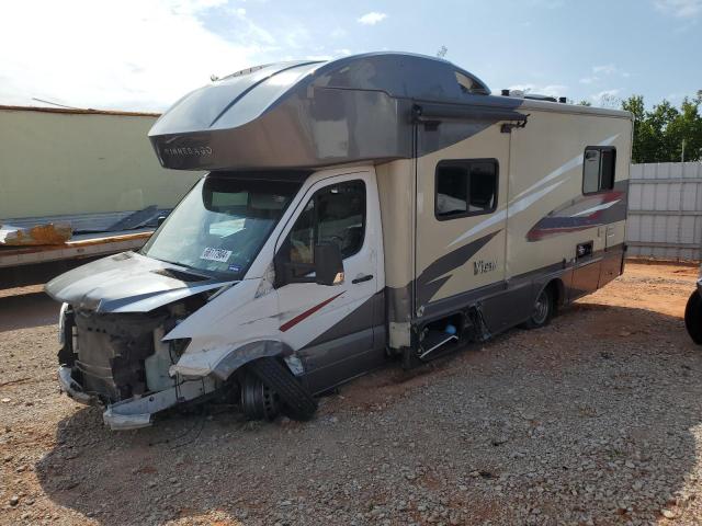Photo 2 from auction – 2019 WINNEBAGO MOTORHOME with VIN WDAPF4CC6J9762419