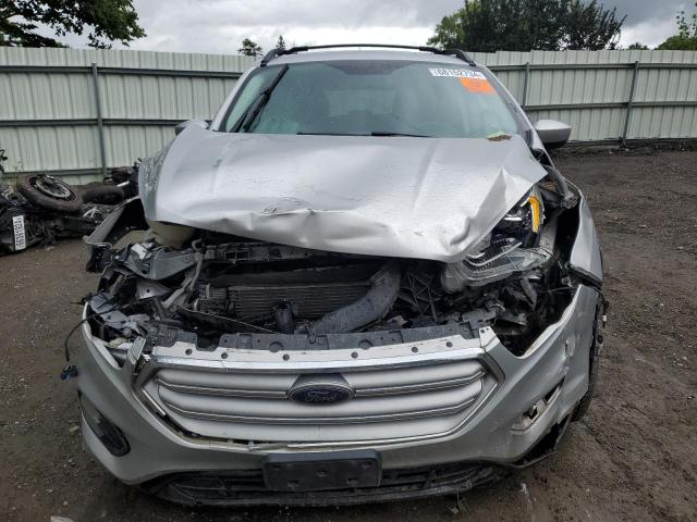 Photo 5 from auction – 2017 FORD ESCAPE SE with VIN 1FMCU9GD8HUD32377