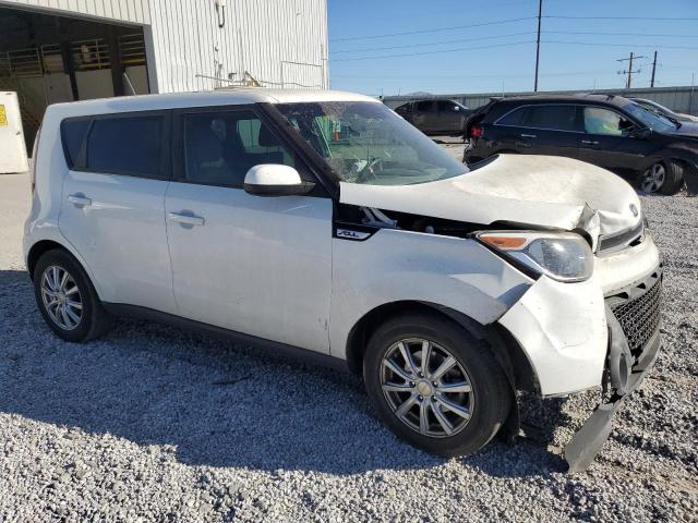 Photo 4 from auction – 2016 KIA SOUL with VIN KNDJN2A21G7393445