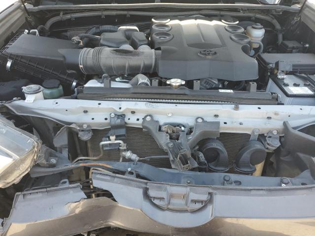 Photo 12 from auction – 2022 TOYOTA 4RUNNER SR with VIN JTEEU5JR0N5262319