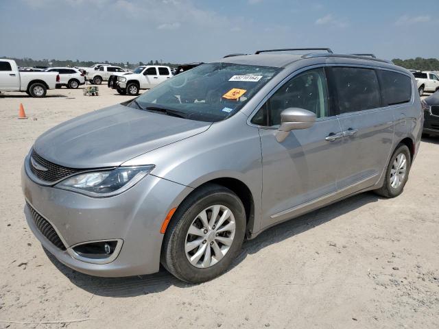 CHRYSLER PACIFICA T 2019 with VIN 2C4RC1BG1KR650303 - Photo from auction