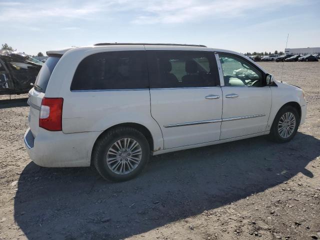 Photo 3 from auction – 2013 CHRYSLER TOWN & COU with VIN 2C4RC1CG3DR646349