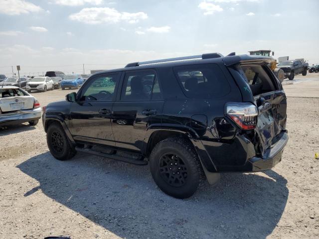 Photo 2 from auction – 2022 TOYOTA 4RUNNER SR with VIN JTEFU5JR8N5276151