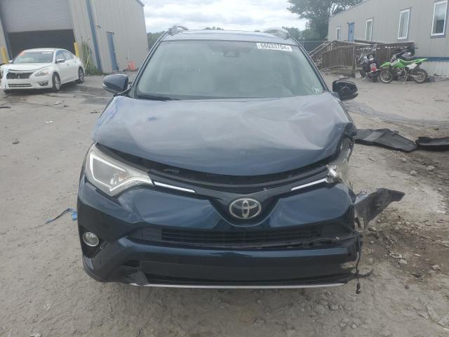 Photo 5 from auction – 2017 TOYOTA RAV4 XLE with VIN JTMRFREV3HJ107080