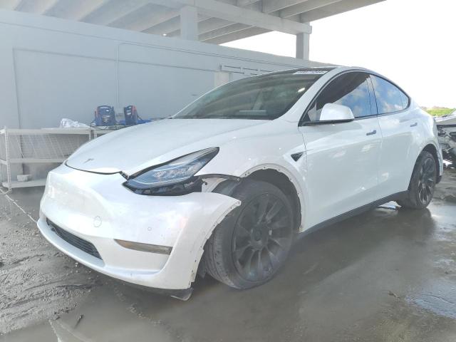 TESLA MODEL Y 2022 with VIN 7SAYGDEE4NF449655 - Photo from auction