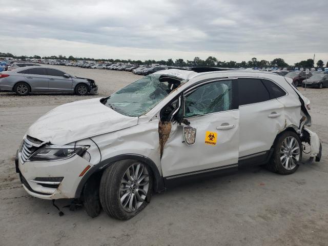 LINCOLN MKC RESERV 2017 with VIN 5LMCJ3C98HUL03353 - Photo from auction